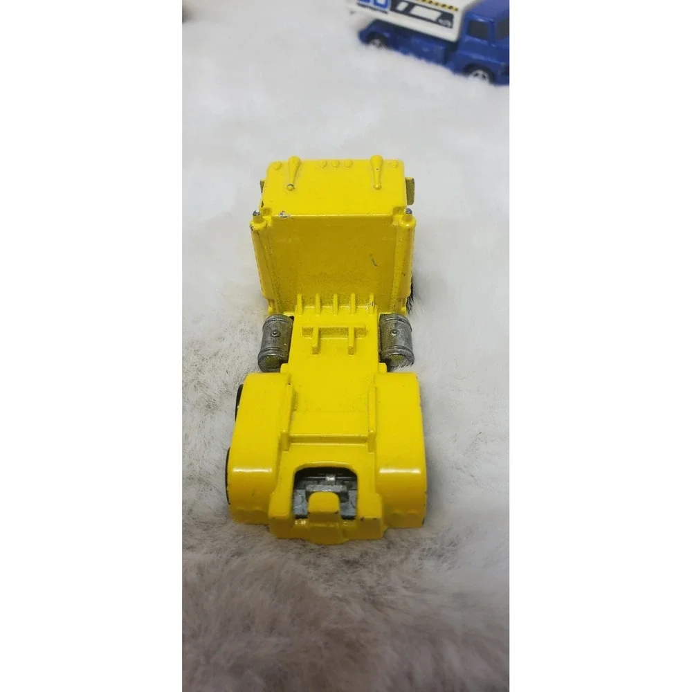 Hot Wheels 1986 Semi Truck‎ Cab Tractor Cabover Yellow Diecast Vintage Lot